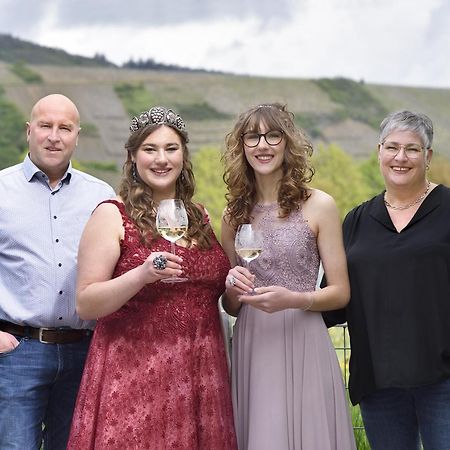Hotel Weingut Weich Riol Zewnętrze zdjęcie